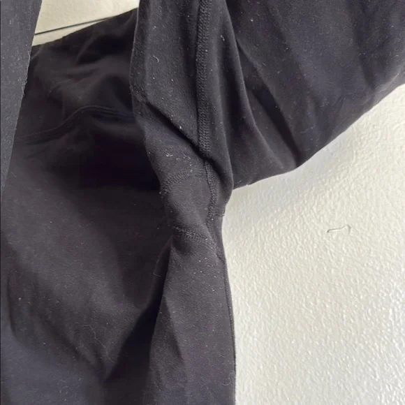 ALO Yoga Classic Black Leggings - Picture 4 of 6